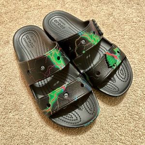Women’s CROCS Sandals - size 7 (5 for men) - Black